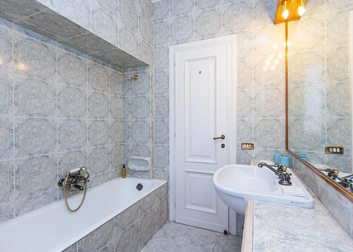 Lovely Bright Penthouse Flaminio Belle Arti Appartement Rome
